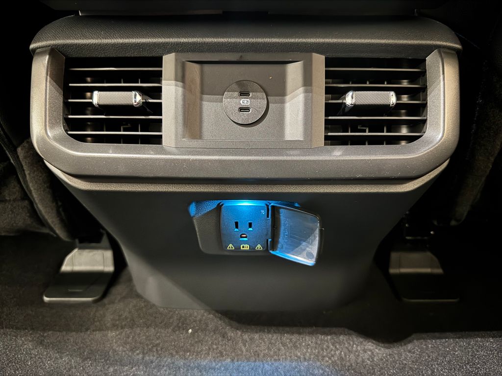 New 2026 White Ford Lariat image 30