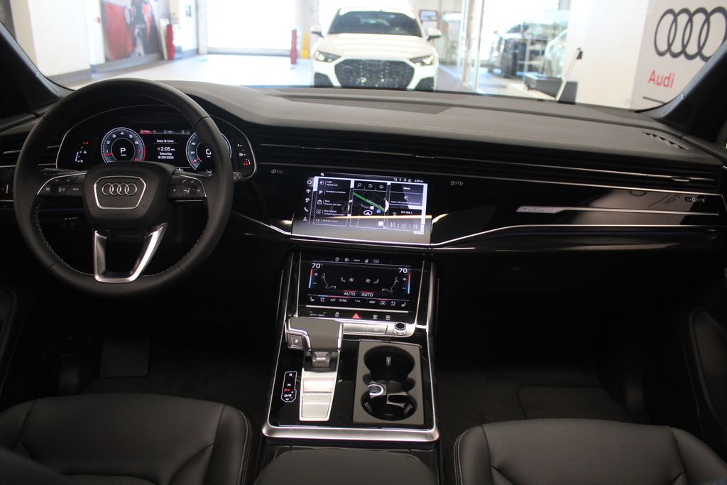 Thumbnail: 2026 Audi Q7 - 10