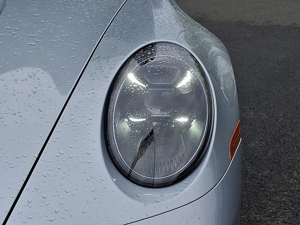 Thumbnail: 2022 Porsche 911 - 9