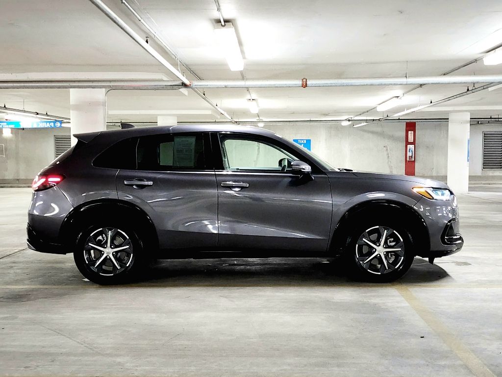 2024 Honda HR-V EX-L 18