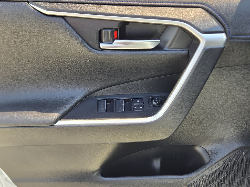 2022 Toyota RAV4 Hybrid XSE White at Toyota of Victoria