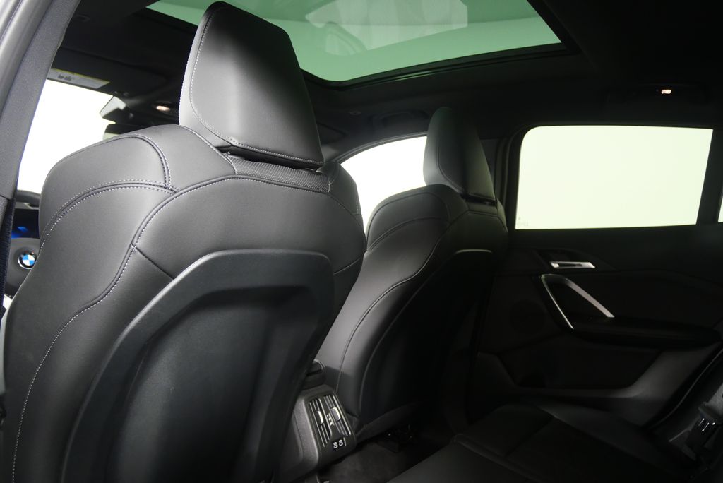 Thumbnail: 2025 BMW X2 - 16