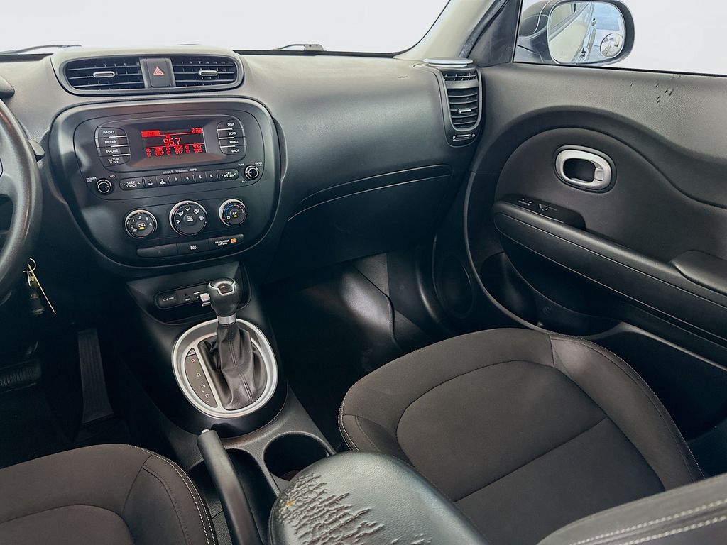 Thumbnail: 2015 Kia Soul - 21