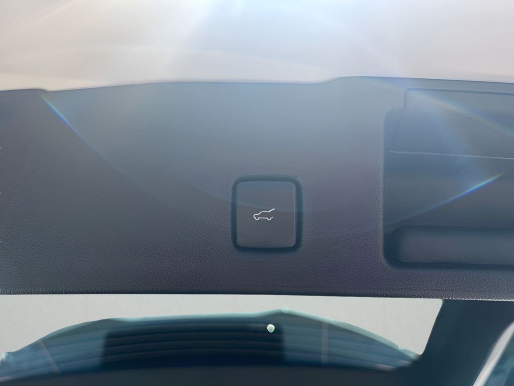 2025 Ford Escape Hybrid