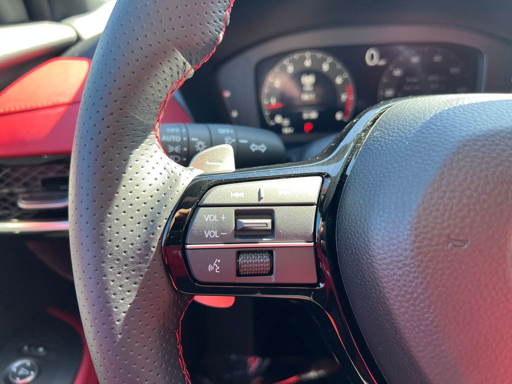 Thumbnail: 2025 Acura ADX - 21