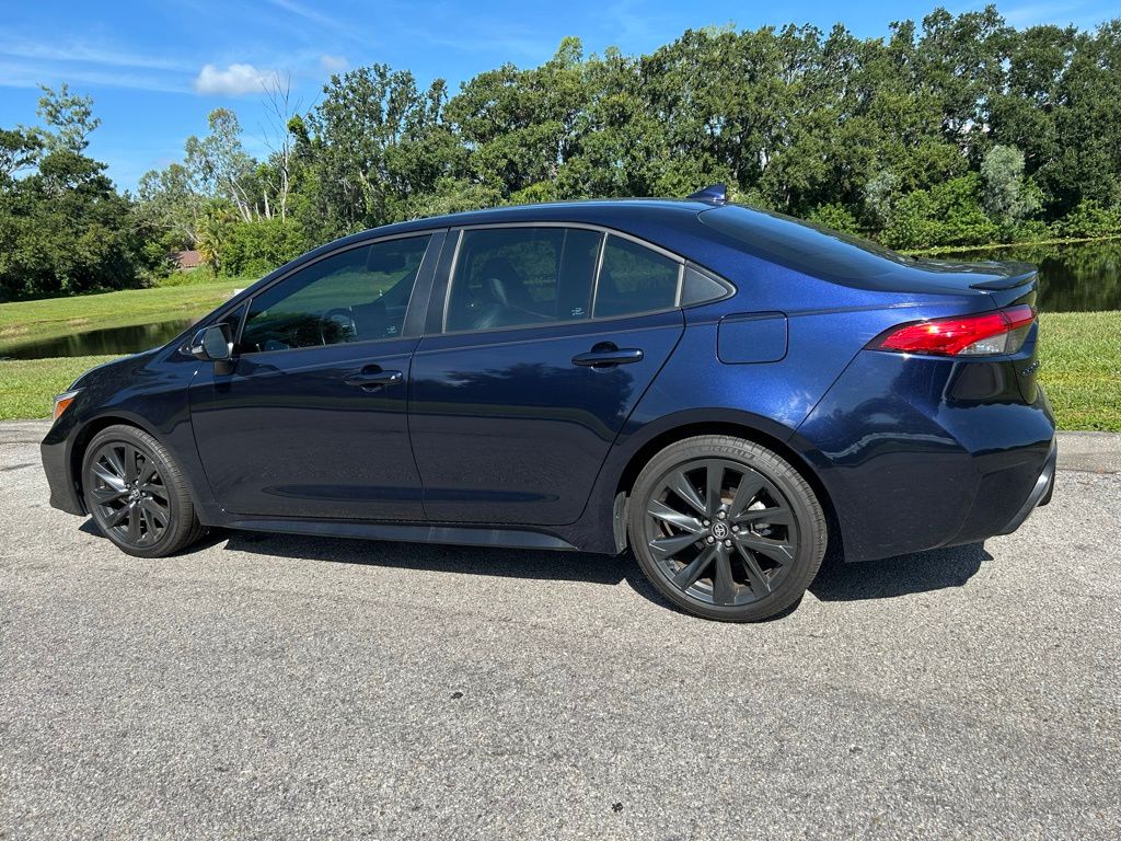 Thumbnail: 2023 Toyota Corolla - 3