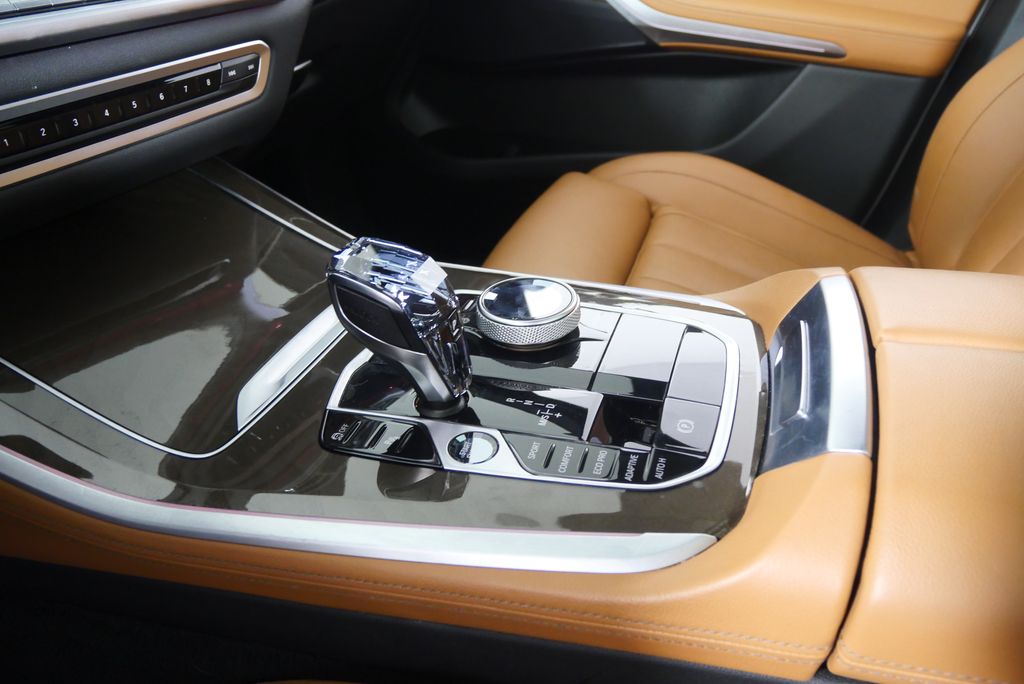 Thumbnail: 2022 BMW X5 - 28