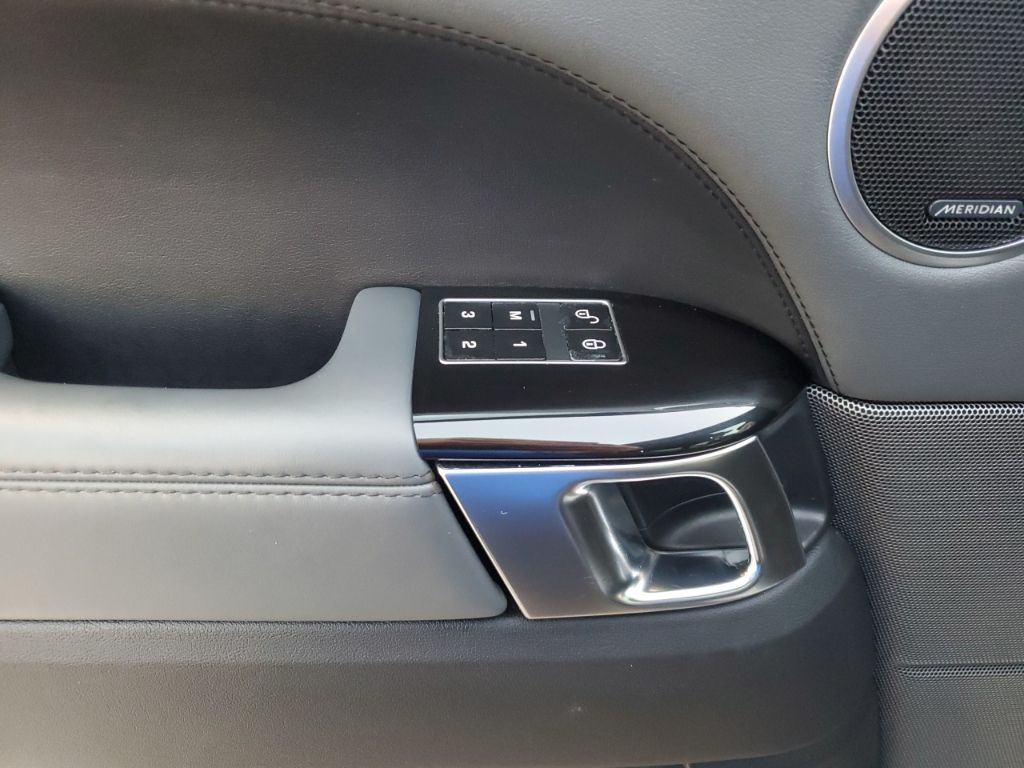 Used Car 2015 Land Rover Range Rover Sport  5.0l V8 Supercharged For Sale In Austin, Texas
