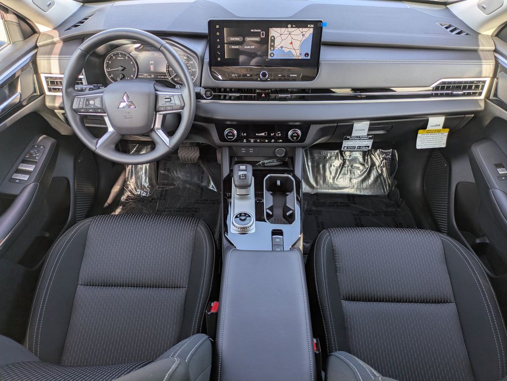 2025 Mitsubishi Outlander Plug-in Hybrid SE - Photo 14