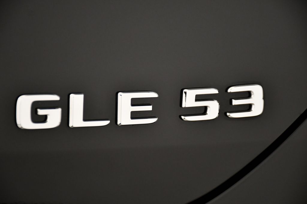 Thumbnail: 2026 Mercedes-Benz GLE - 10