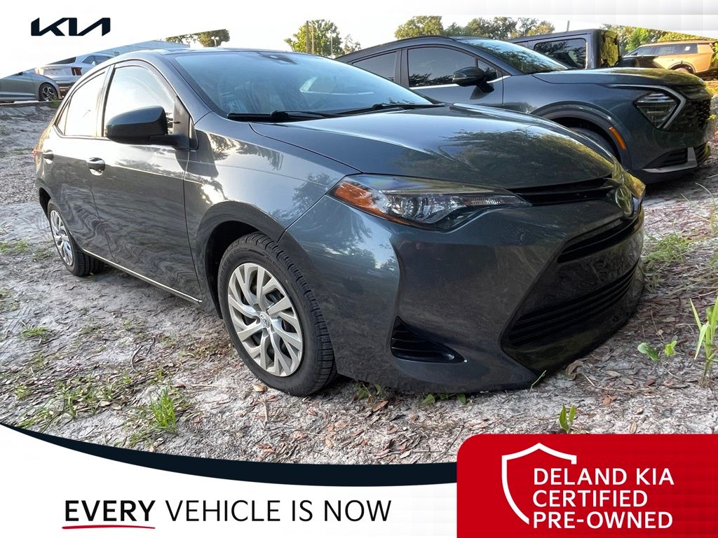 2017 Toyota Corolla LE - Photo 9