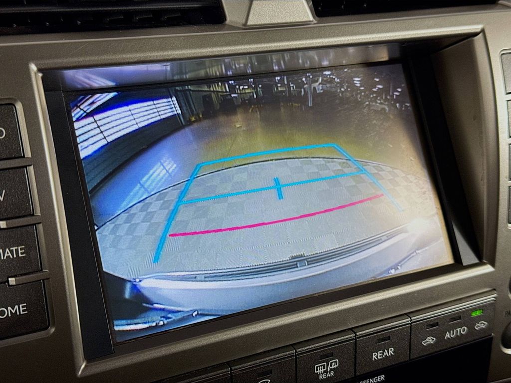 Thumbnail: 2016 Lexus GX - 14