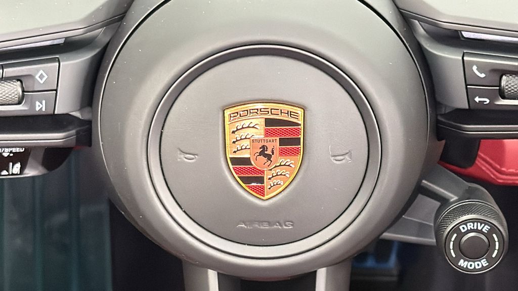 Thumbnail: 2025 Porsche Panamera - 20