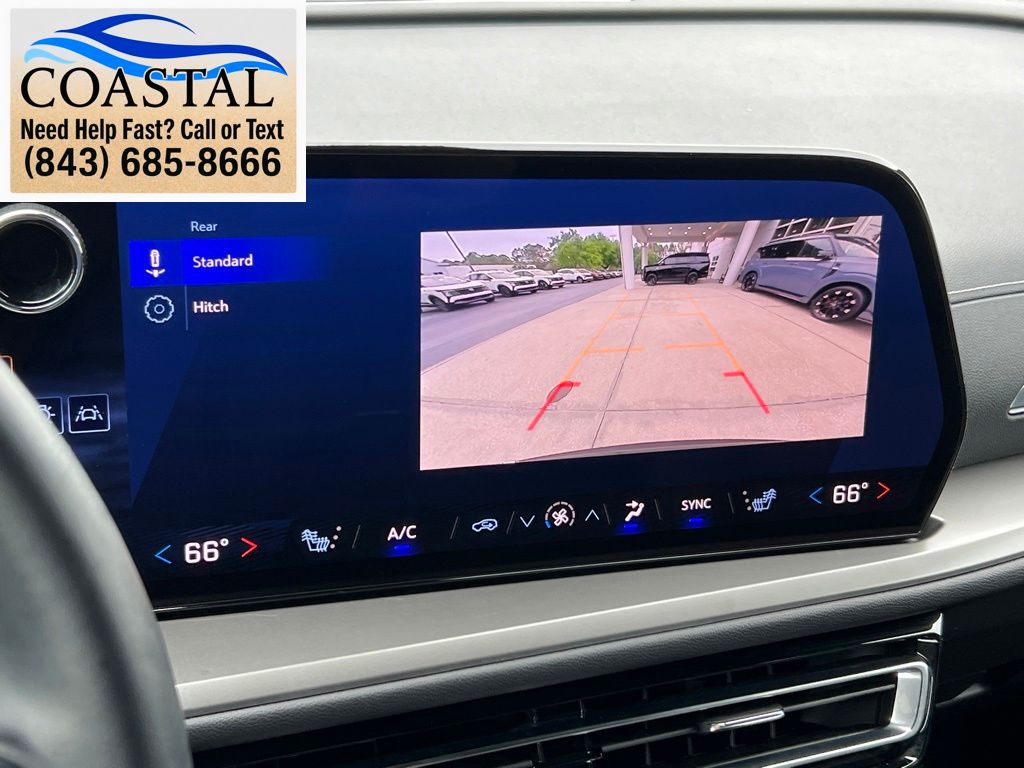 2025 Chevrolet Traverse LT Black at Bob Mills Chevrolet