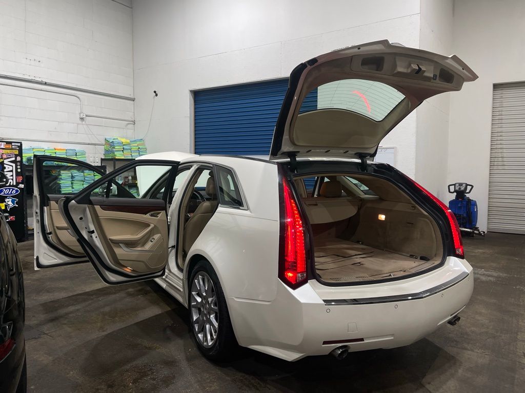 2013 Cadillac CTS Sport Wagon Premium Collection - Photo 11