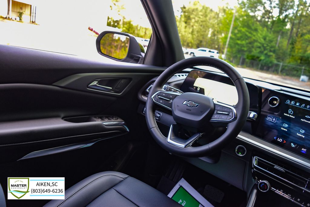 2026 Chevrolet Traverse LT - Photo 13