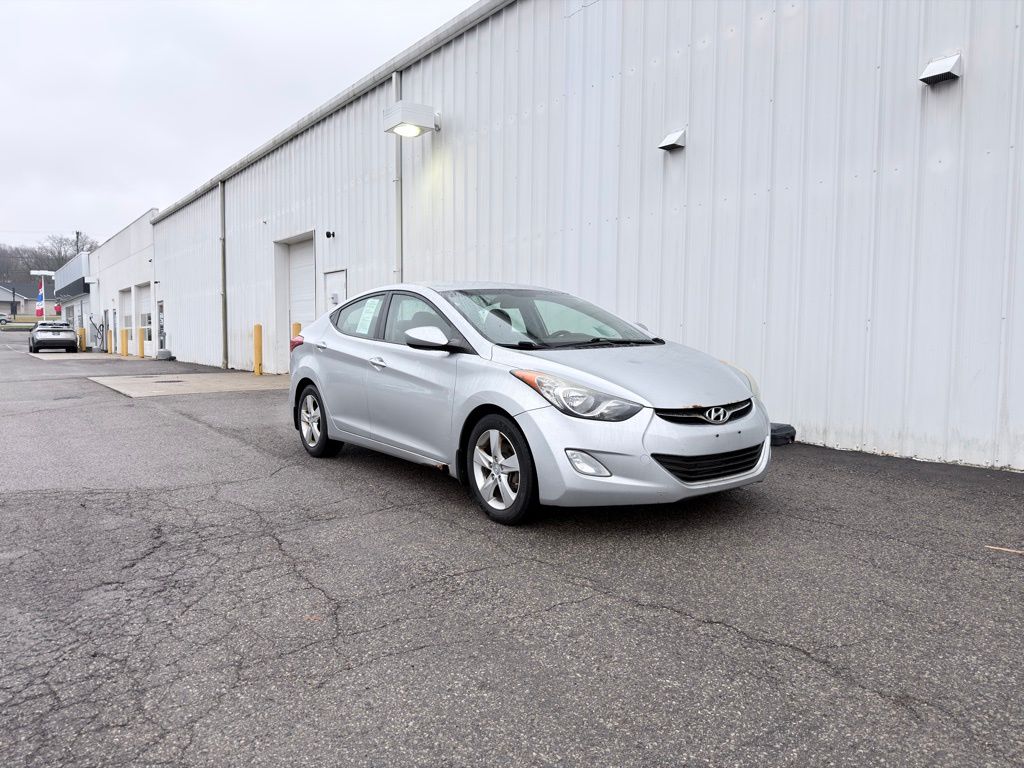 2013 Hyundai Elantra GLS FWD