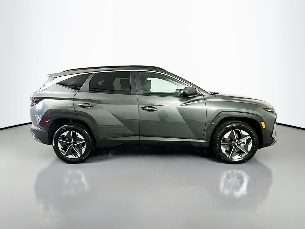 Thumbnail: 2026 Hyundai Tucson - 4