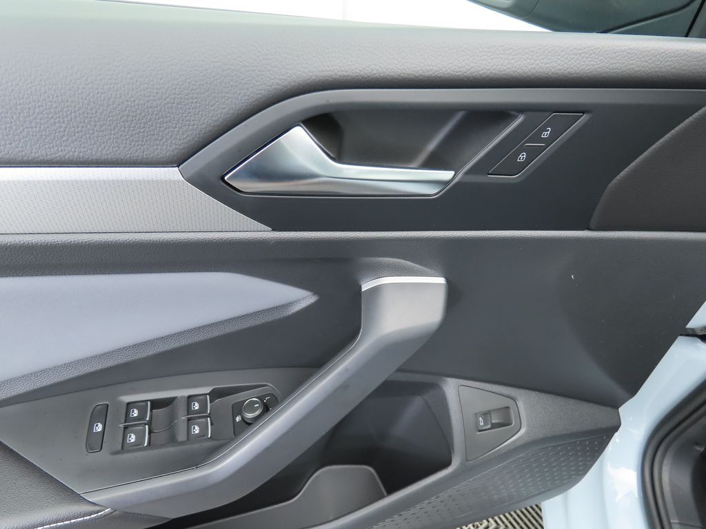 Thumbnail: 2026 Volkswagen Jetta - 23