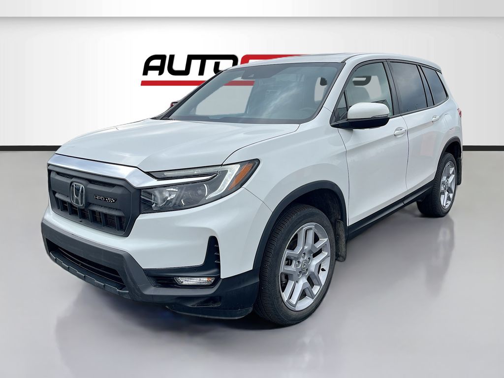 Used 2024 White Honda EX-L image 3