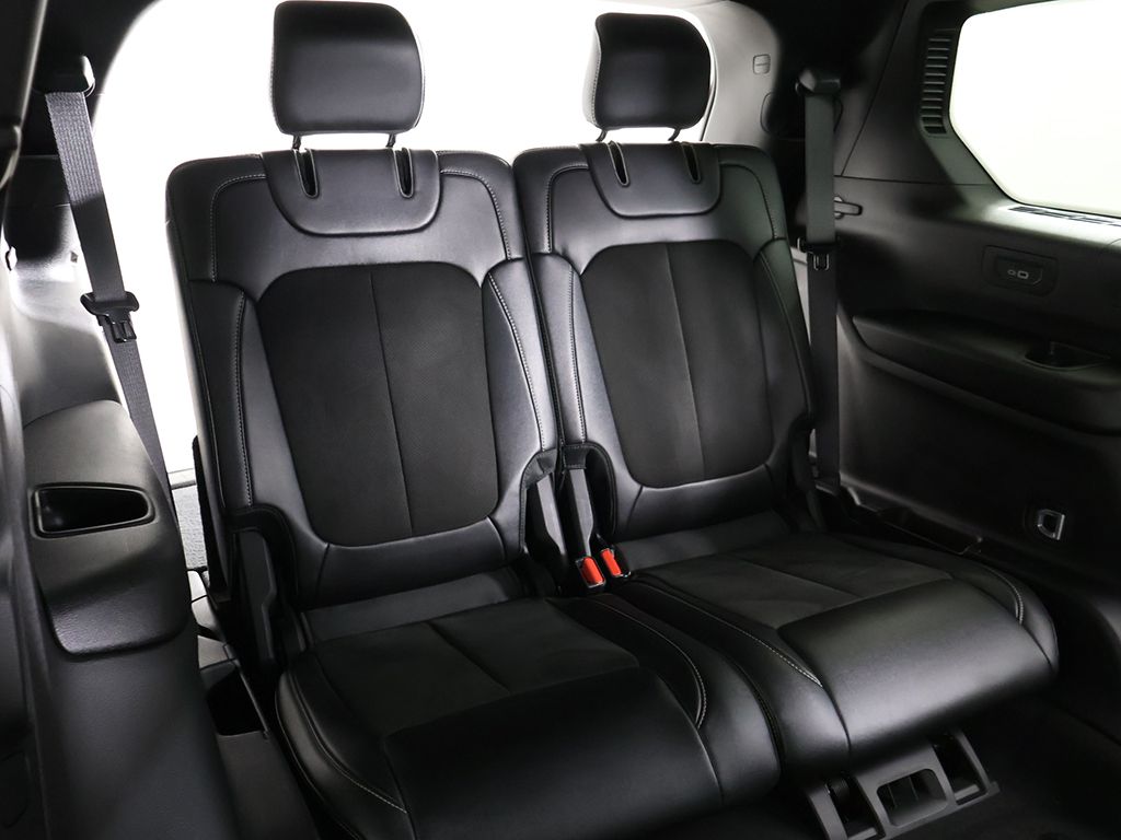 Used 2023 Gray Jeep Altitude image 38