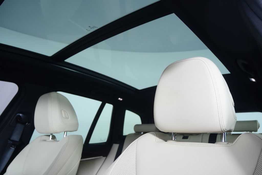 Thumbnail: 2024 BMW X3 - 11