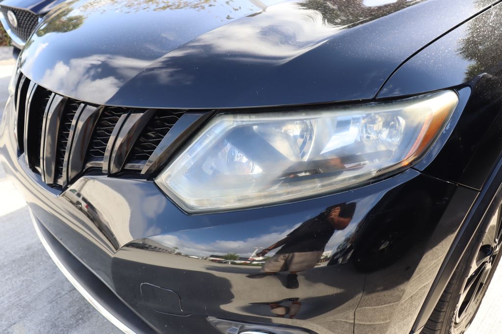 2015 Nissan Rogue SV 3