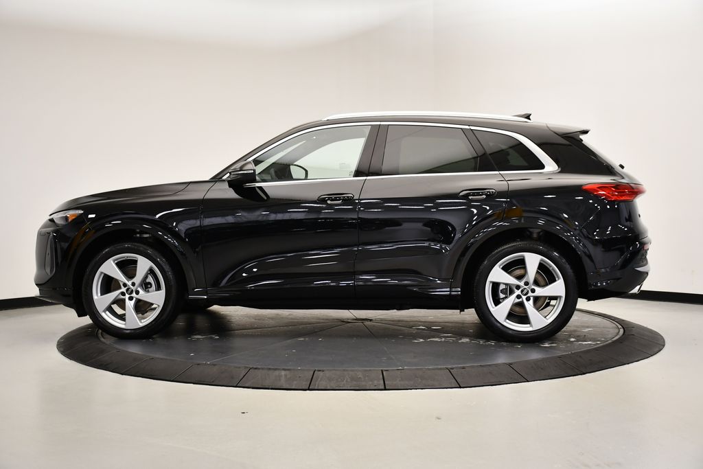 Thumbnail: 2025 Audi Q5 - 2