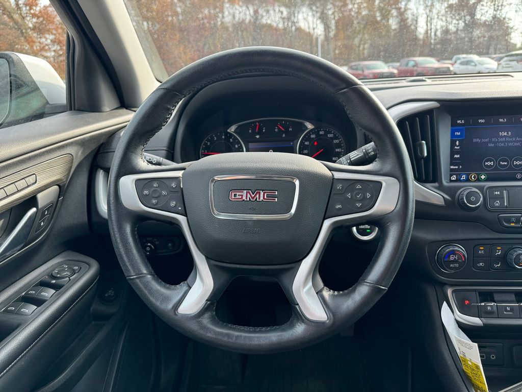 2022 GMC Terrain SLT 11