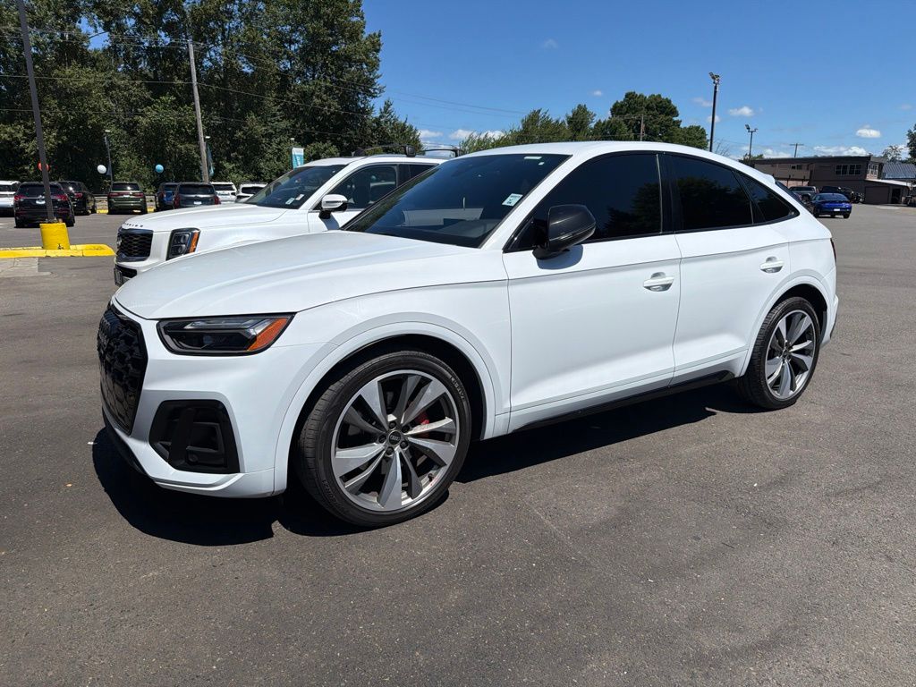 Glacier White 2022 Audi SQ5 Sportback Sedan All-Wheel Drive 8-Speed Automatic
