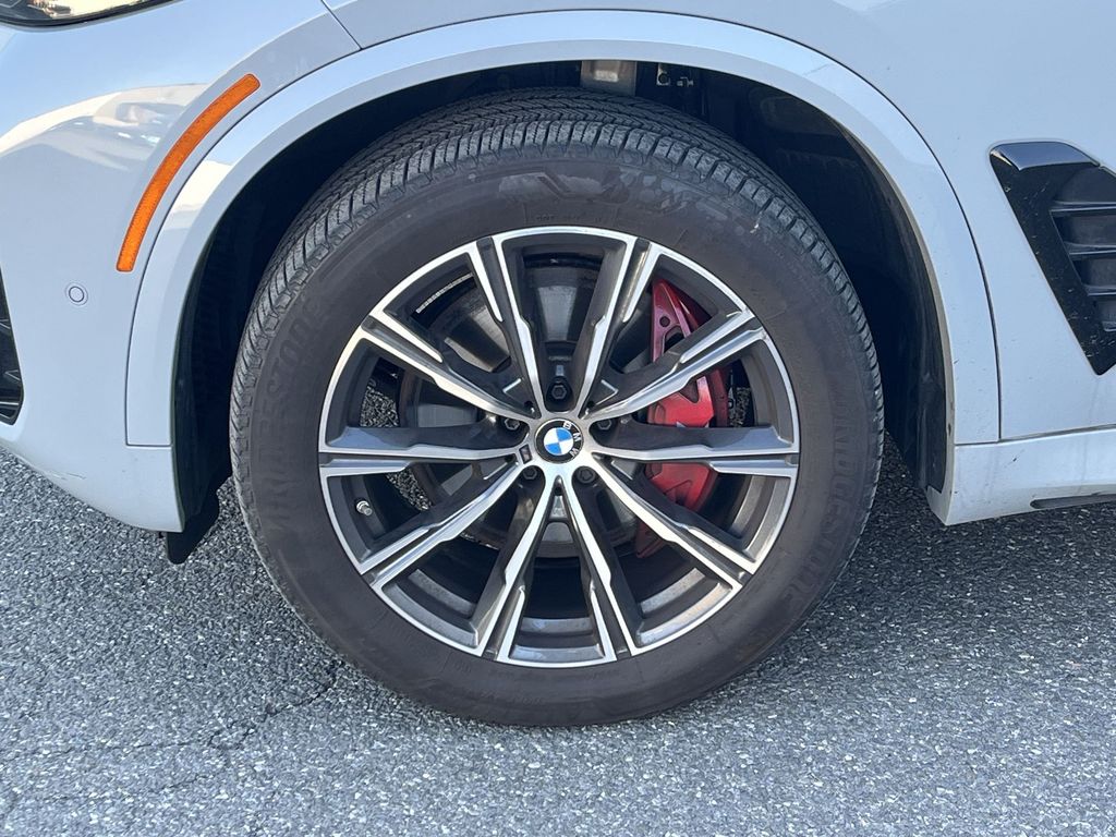 Thumbnail: 2024 BMW X5 - 10