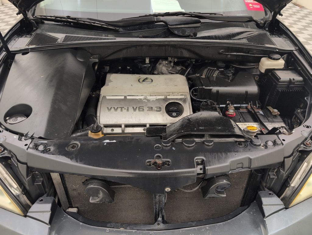 Used 2005 Black Lexus 330 image 26