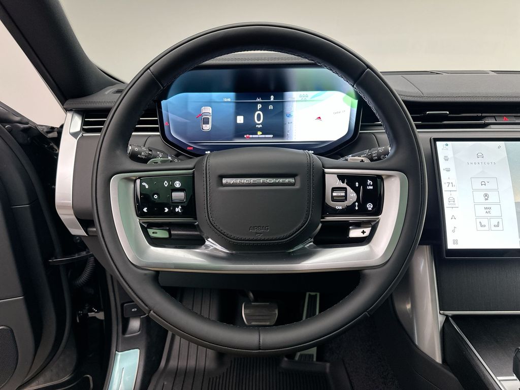 Thumbnail: 2025 Land Rover Range Rover - 14