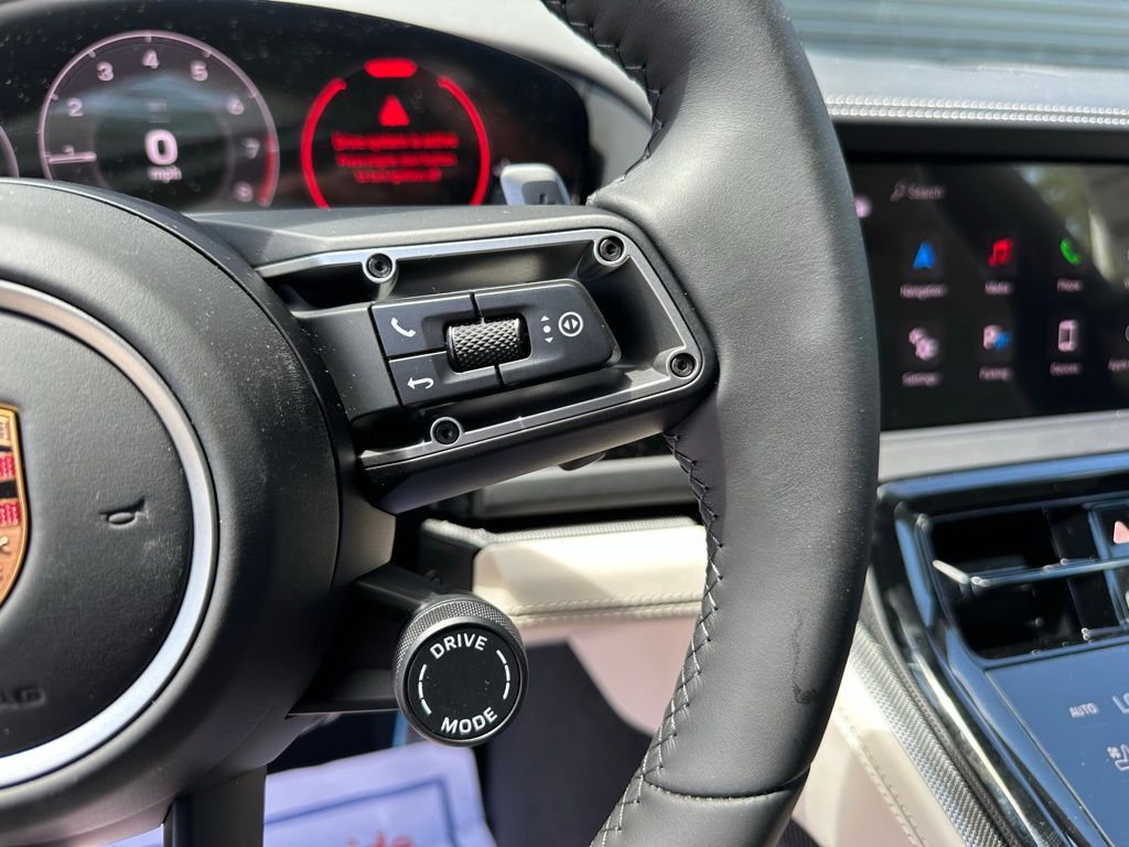 Thumbnail: 2025 Porsche Panamera - 19