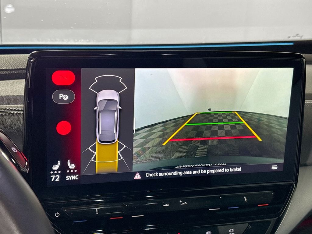 2023 Volkswagen ID.4 Pro