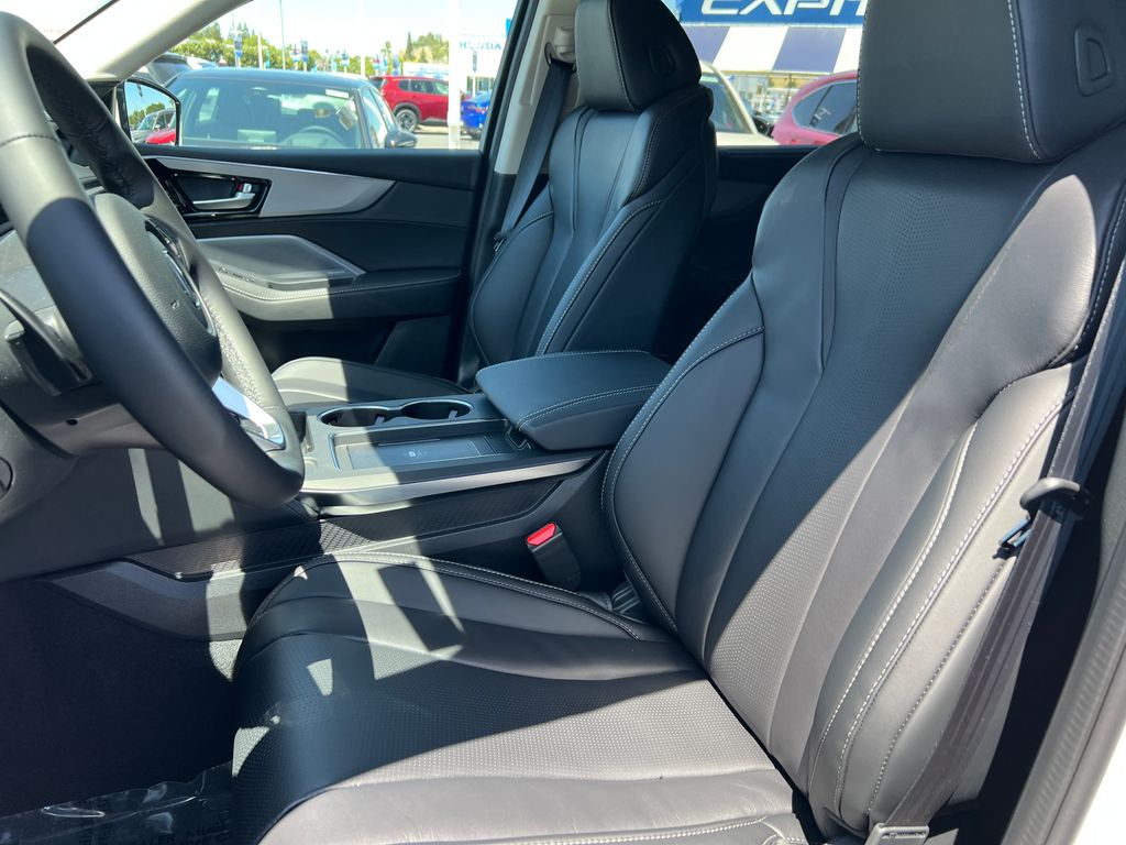 Thumbnail: 2026 Acura MDX - 15