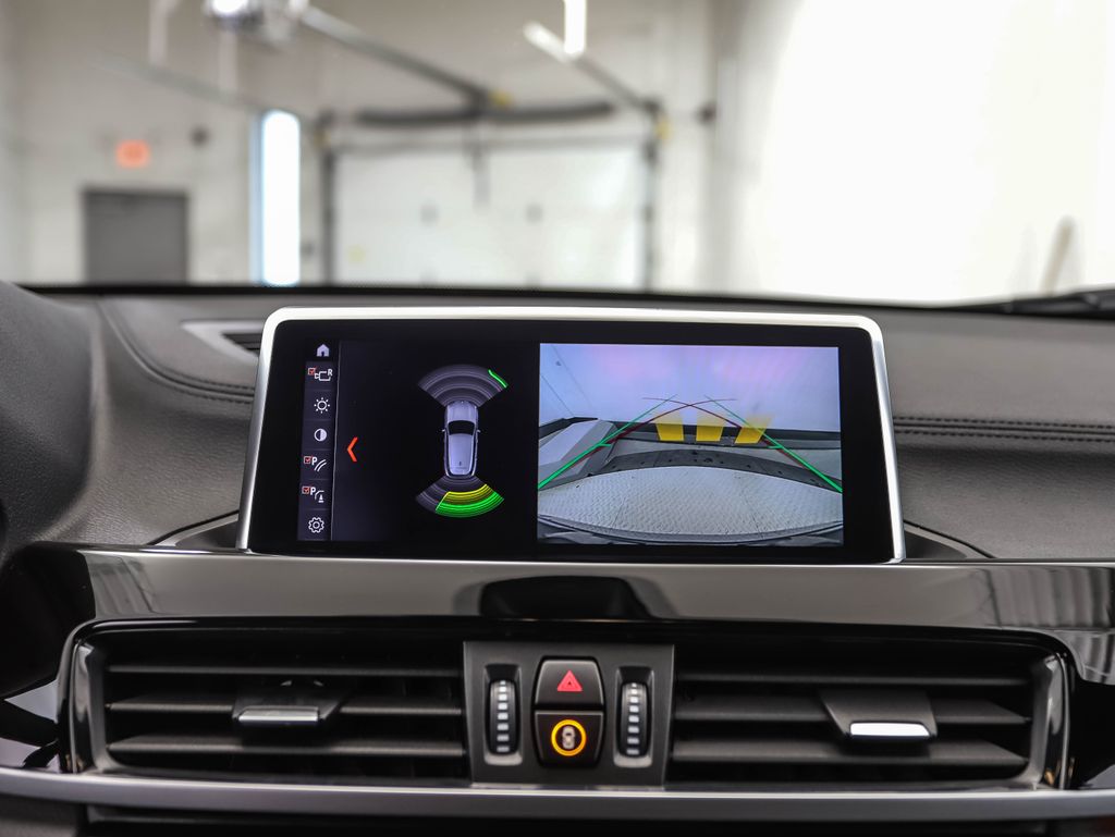 Thumbnail: 2021 BMW X2 - 17