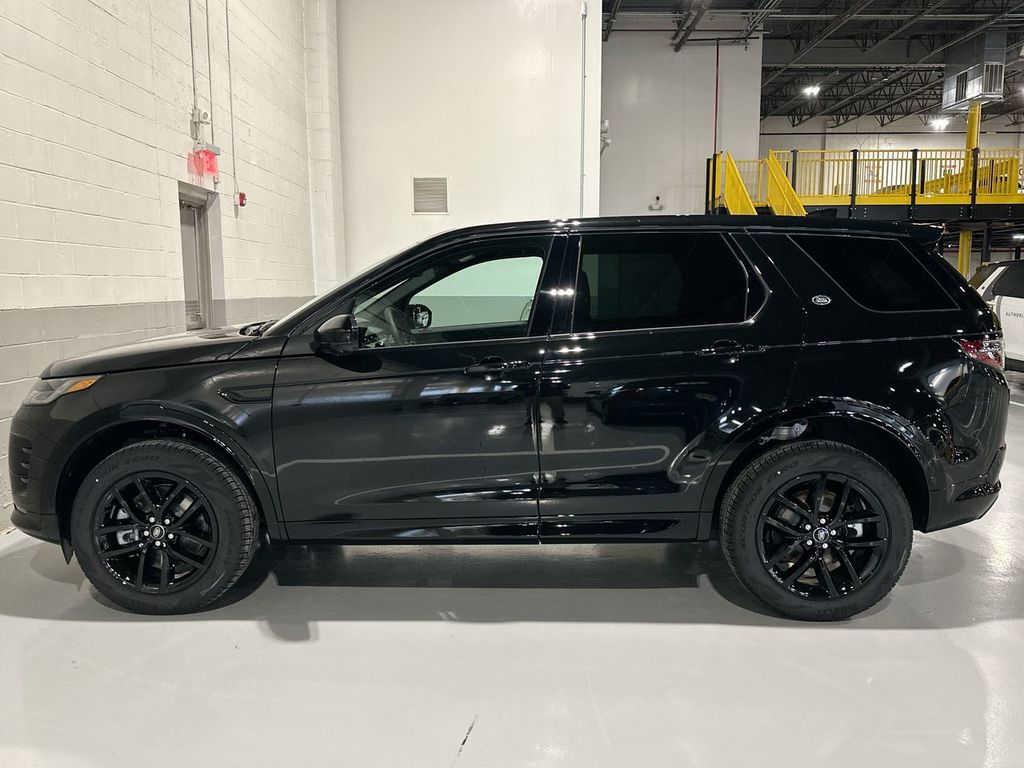 Thumbnail: 2026 Land Rover Discovery Sport - 2