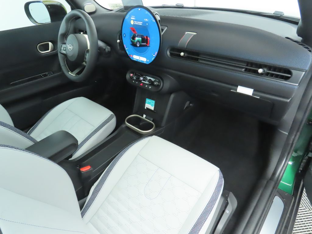 Thumbnail: 2026 MINI Cooper - 19