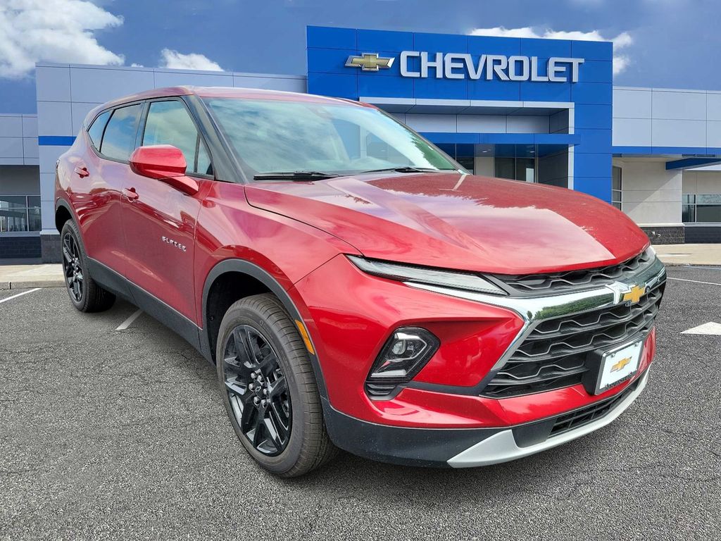 2025 Chevrolet Blazer LT 2