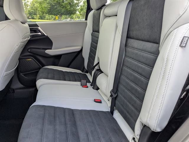 Used 2025 Mitsubishi Outlander SUV
