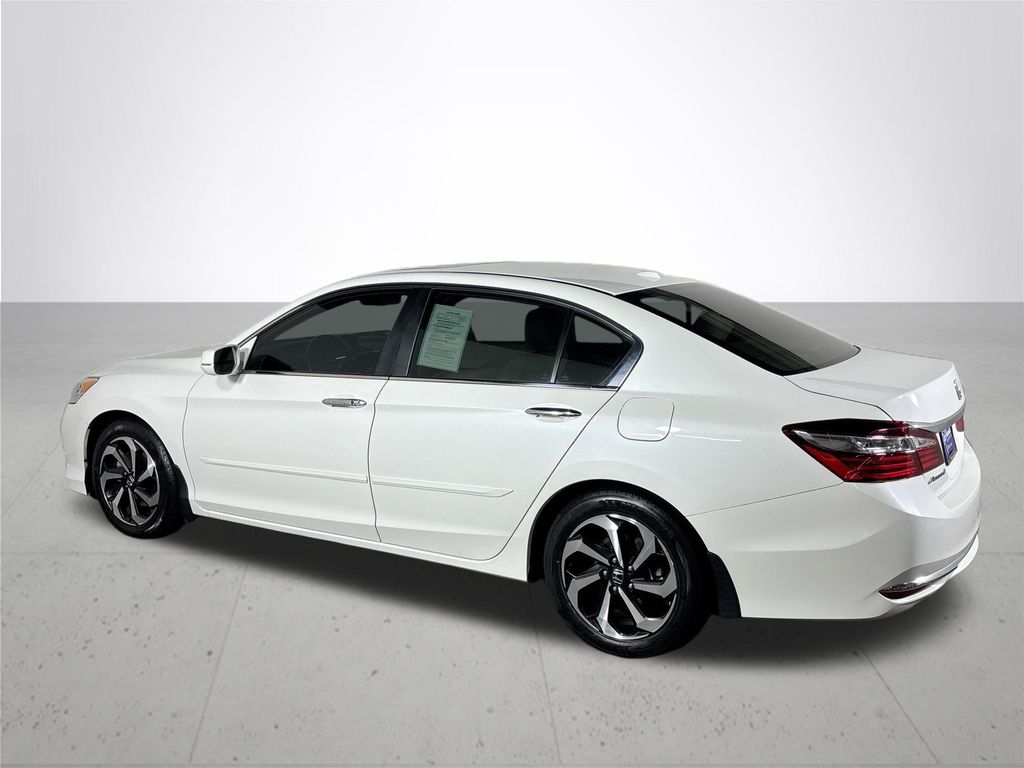Accord Sedan EX-L w/Navigation and Honda Sensing