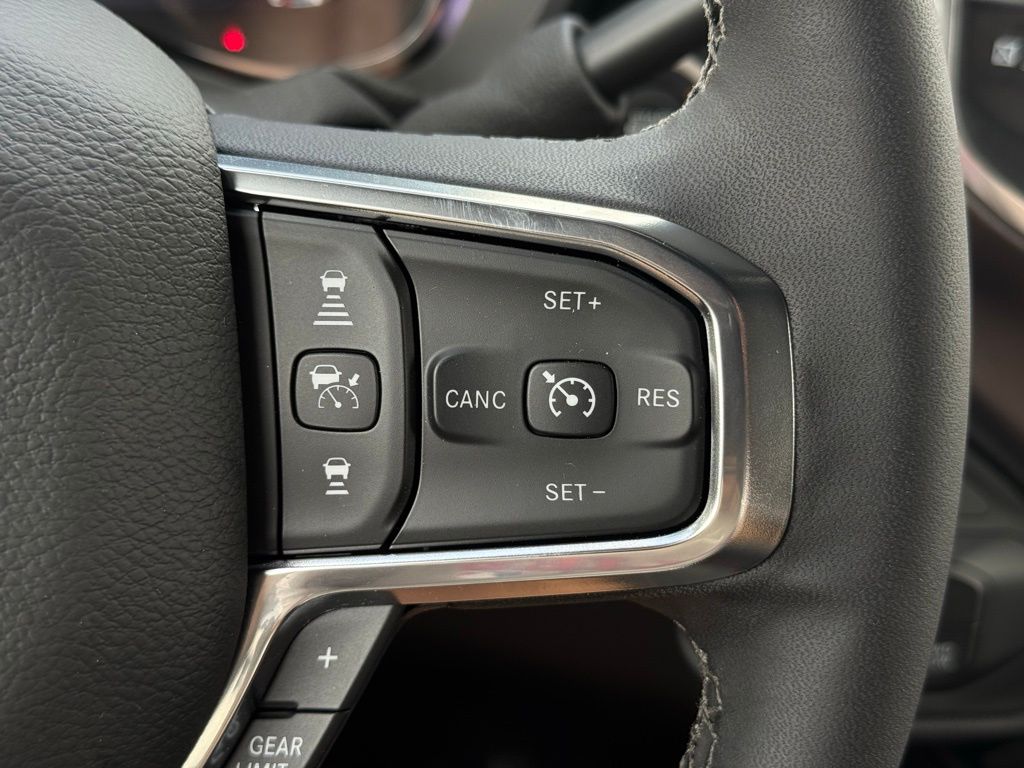2026 Ram 4500HD Tradesman Bright White Clearcoat - Jim Hudson Acura - Image 32
