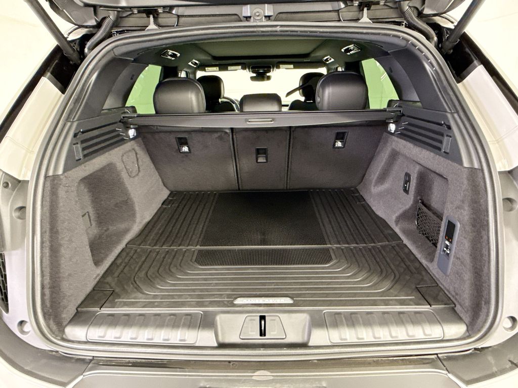 Thumbnail: 2026 Land Rover Range Rover Sport - 27