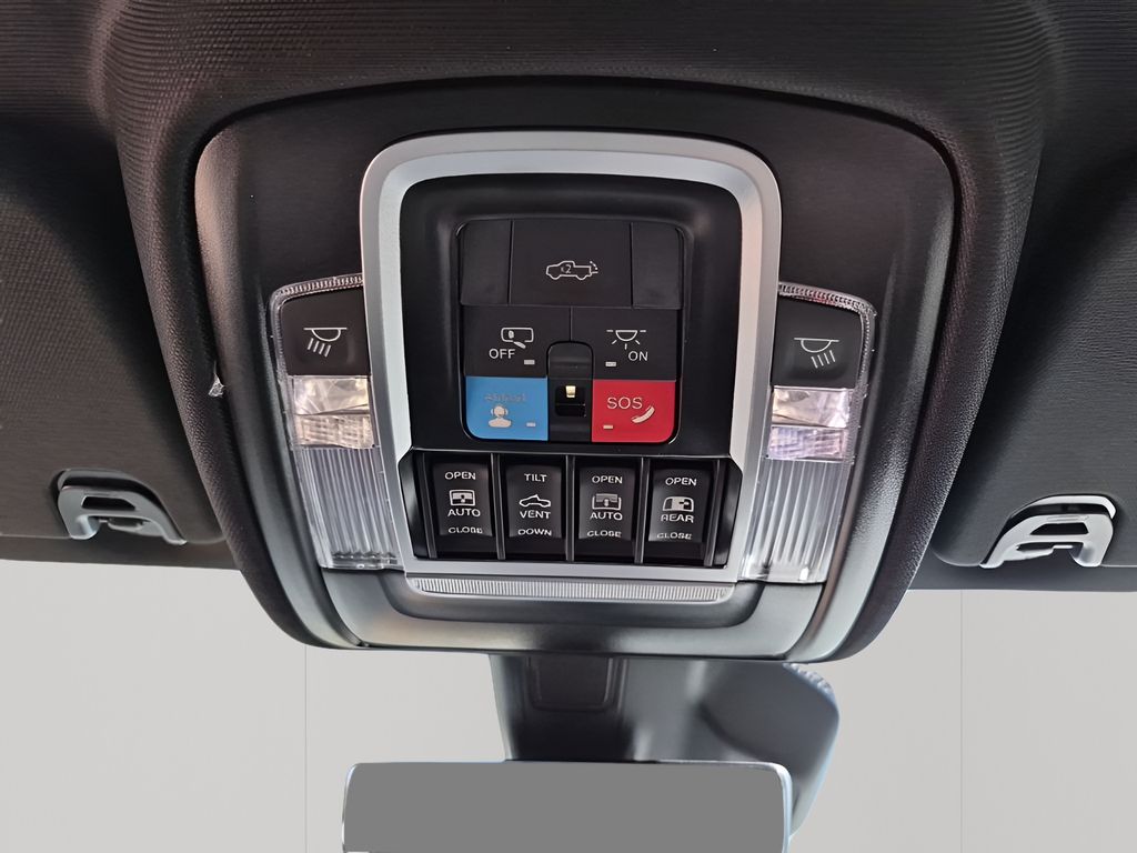 New 2026 White Ram Limited image 40