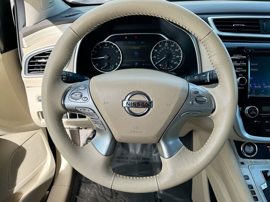 Used 2017 Gray Nissan SL image 11