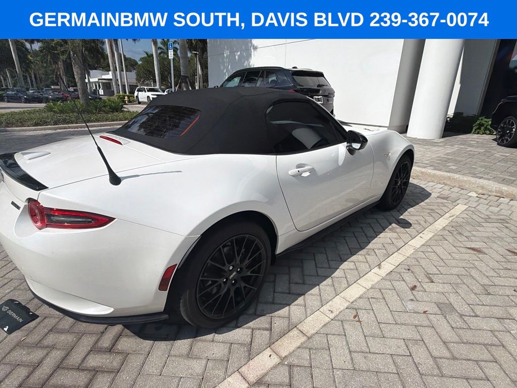 Used 2026 White Mazda Club image 12
