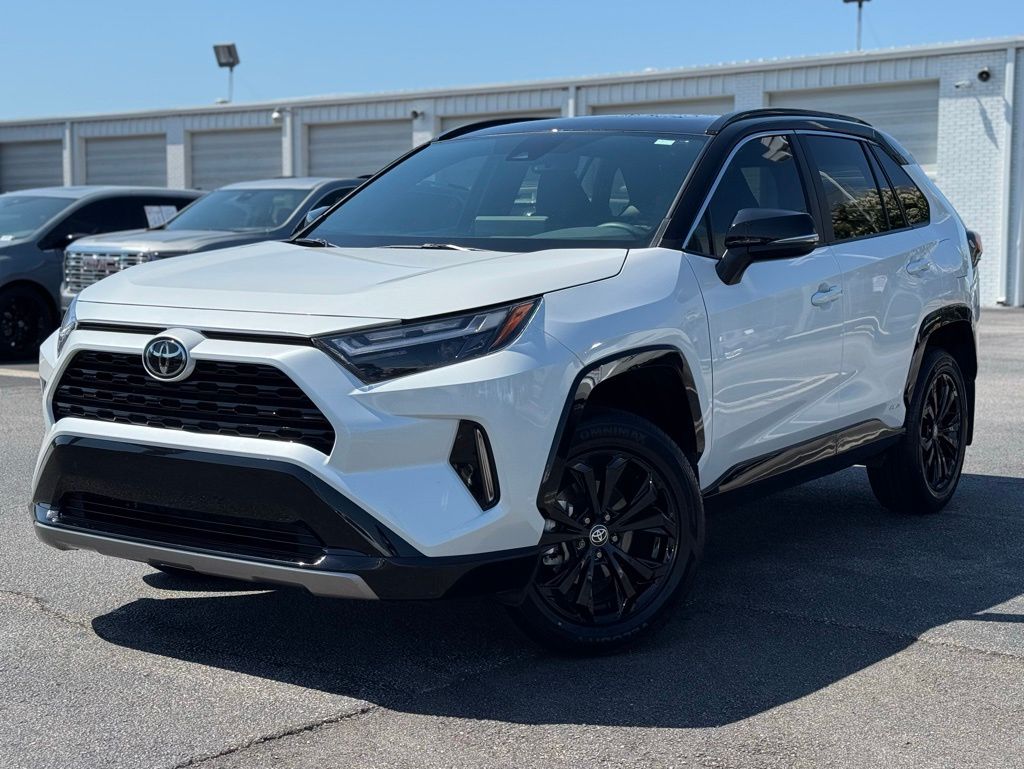 2025 Toyota RAV4 Hybrid XSE Wind Chill Pearl/Midnight Black Metallic - Jim Hudson Acura - Image 6