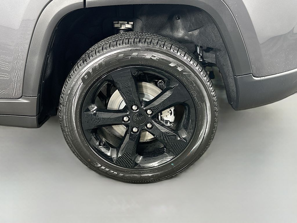 New 2025 Gray Jeep Altitude X image 17