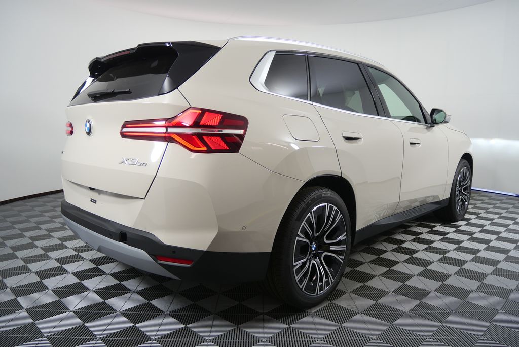 Thumbnail: 2026 BMW X3 - 3